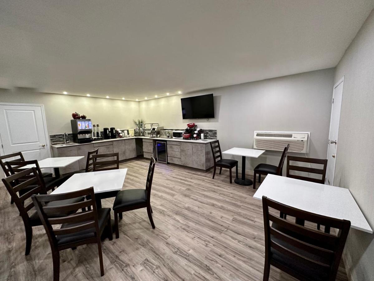 Econo Lodge Inn & Suites بينشر كريك المظهر الخارجي الصورة