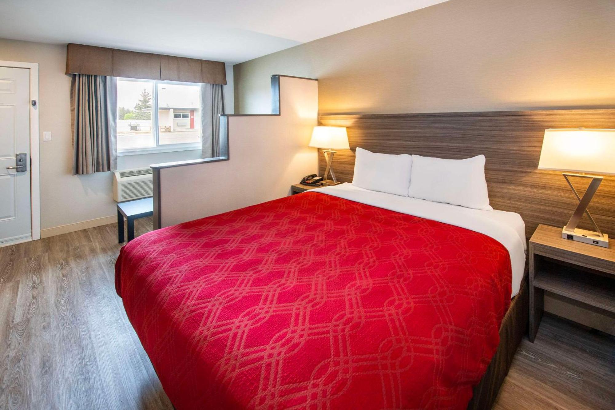 Econo Lodge Inn & Suites بينشر كريك المظهر الخارجي الصورة