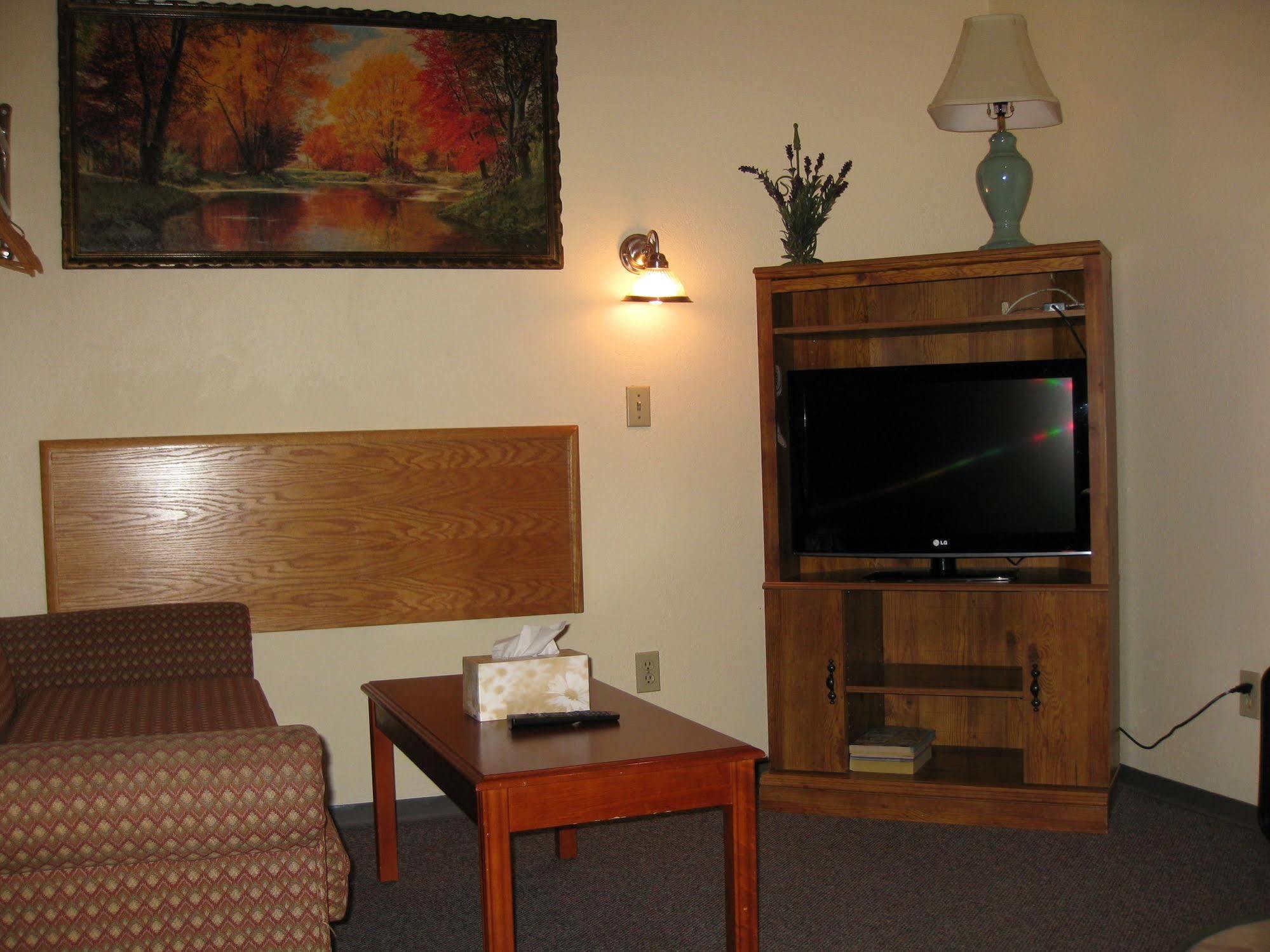 Econo Lodge Inn & Suites بينشر كريك المظهر الخارجي الصورة